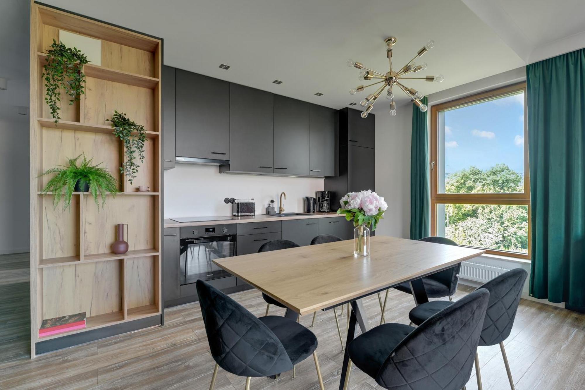 Front Park Apartments With Parking By Lion Apartments Danzica Esterno foto