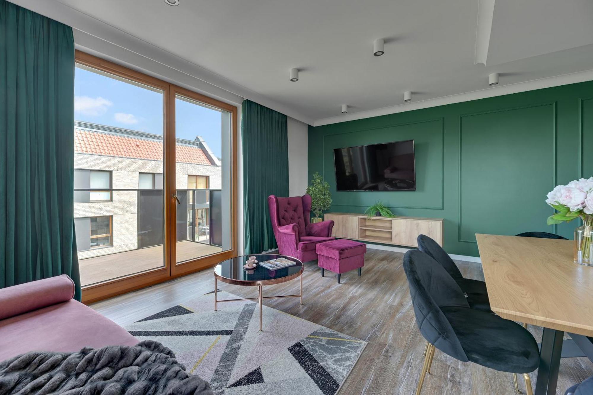 Front Park Apartments With Parking By Lion Apartments Danzica Esterno foto