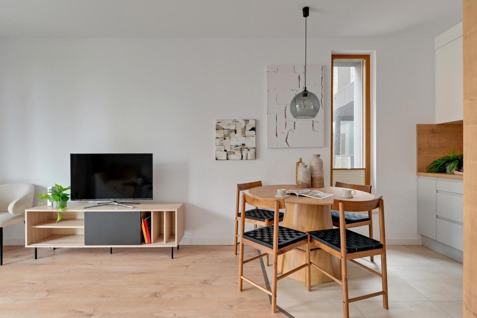 Front Park Apartments With Parking By Lion Apartments Danzica Esterno foto